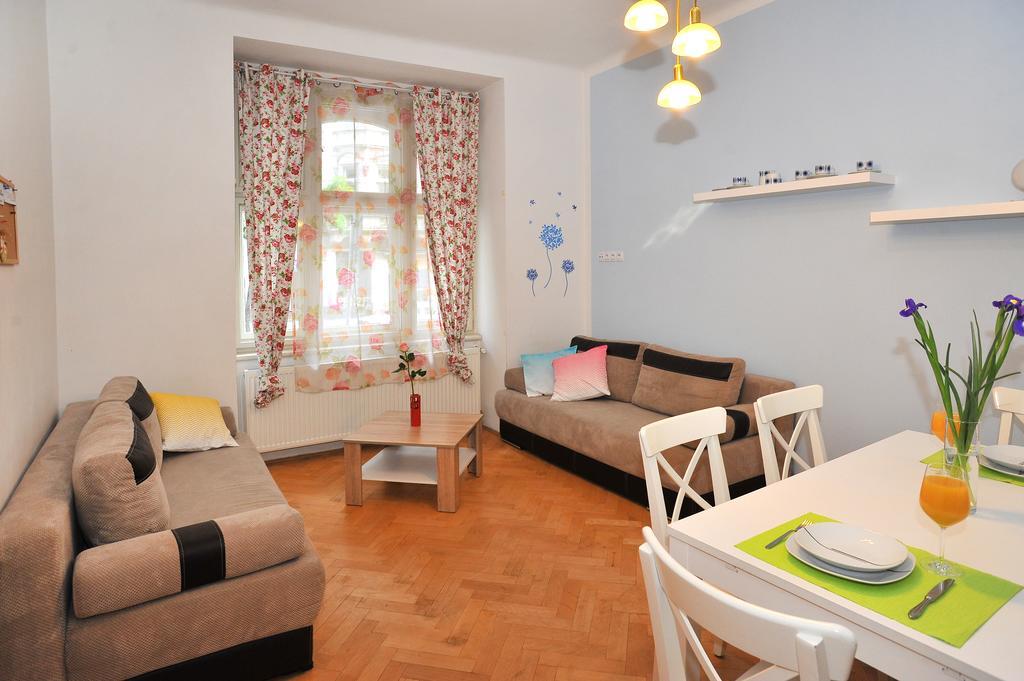 Condo in Vinohrady Praga Exterior foto