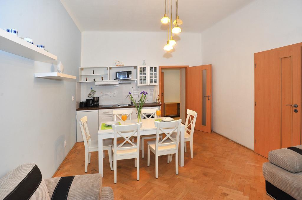 Condo in Vinohrady Praga Exterior foto